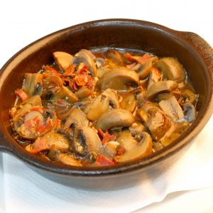 Champiñones con jamón